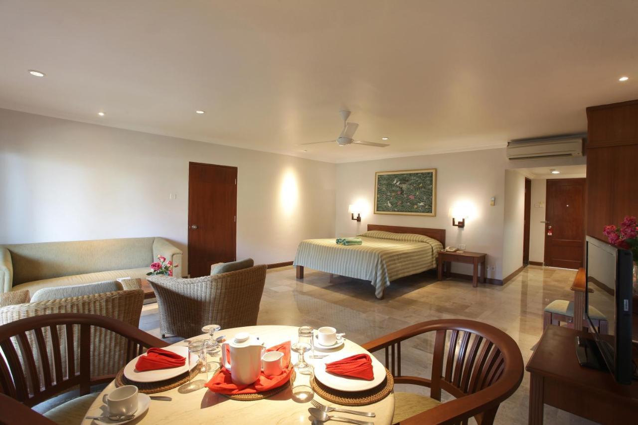 Peninsula Beach Resort Nusa Dua  Exterior photo